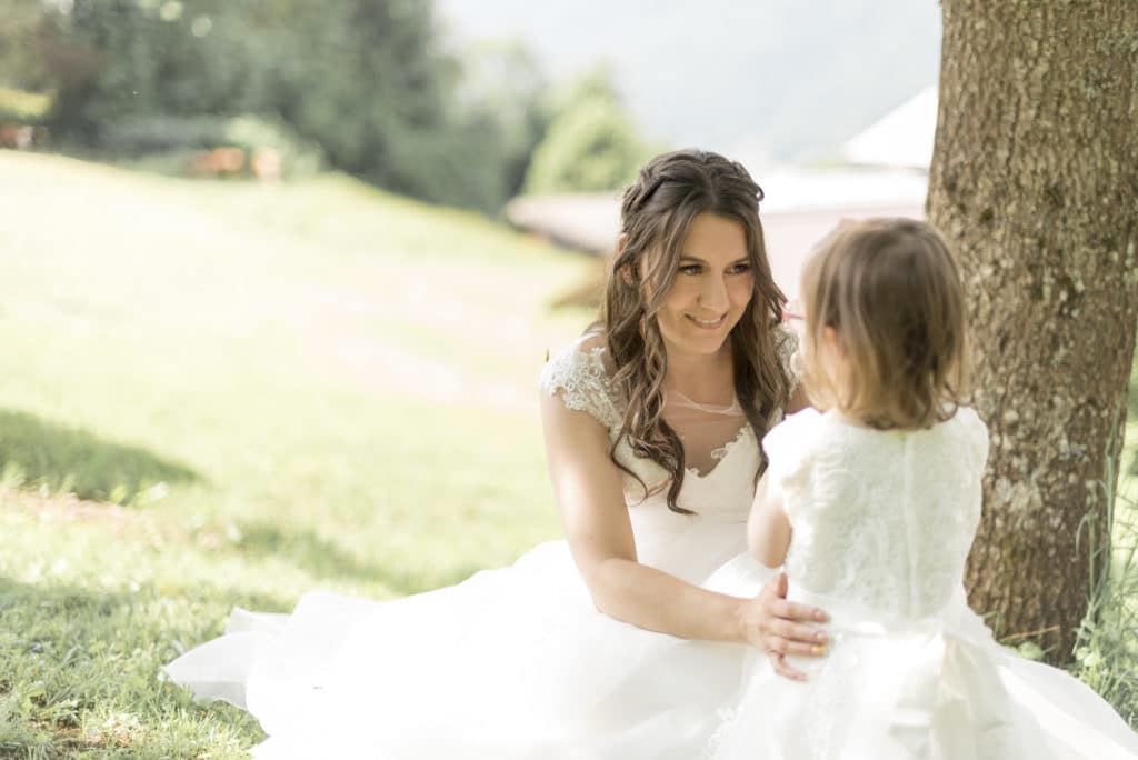 Reportage mariage à la-roche-sur-foron et en Haute Savoie- préparatif de la mariée