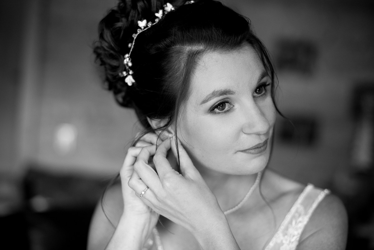 Préparatif de la mariée @Elise Morgand